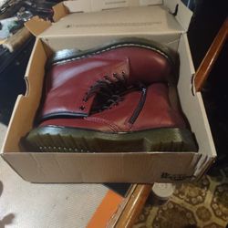 Dr Marten Air Wait Cherry Red Core Kids Size 3