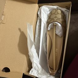 Coach Flats Size 6 