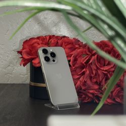 Valentine’s Day Sale! iPhone 15 Pro Unlocked 128GB - Natural