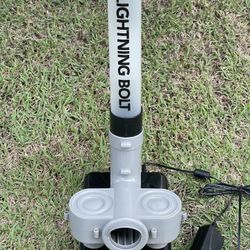 Sklz Lightning Bolt Pitching Machine 
