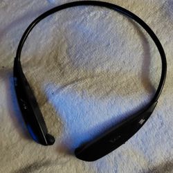 JBL/LG Headset Paid 160. Brand new Only Used A Few Times
