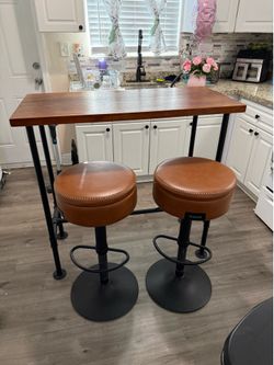 Tall dining set/bar table for 2