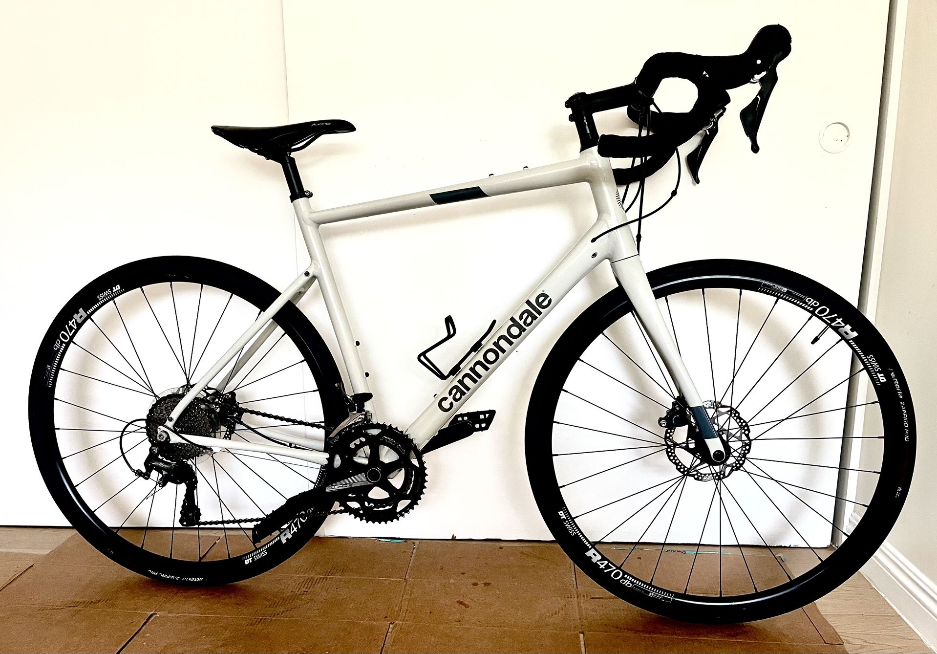 Road Bike Cannondale Synapse