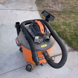 Rigid Shop Vacuum 