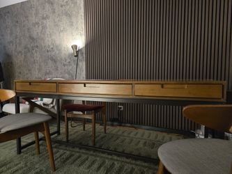 MCM Desk