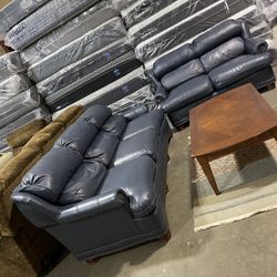 Leather Sofa And Loveseat 🐊