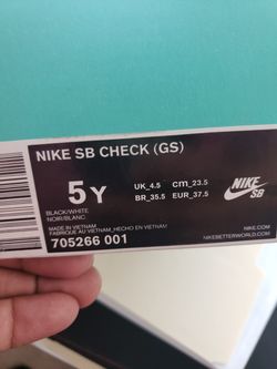 Nike SB Checks size 5Y