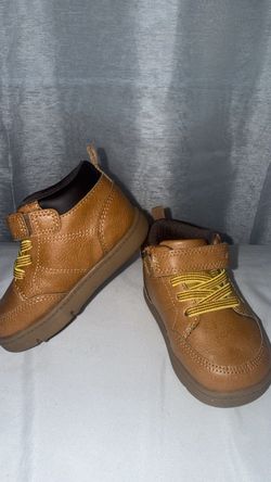Boy shoes