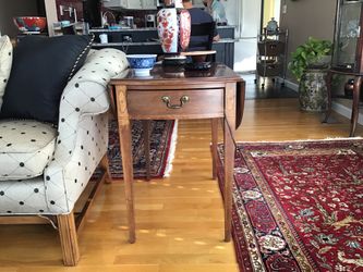Gate leg table Wood