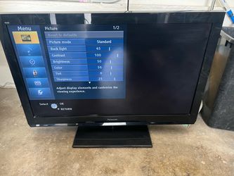 Panasonic Flat Screen TV with Stand 32 inch