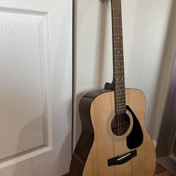 Guitar Yamaha