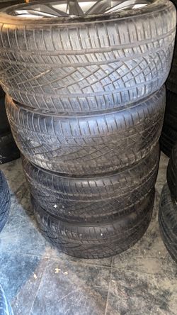Set of 4 used tires like new condition
