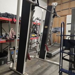 Star Trac Smith Machine Commercial Grade Gym Equipment Exercise Fitness Weight 