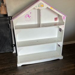 Doll House 