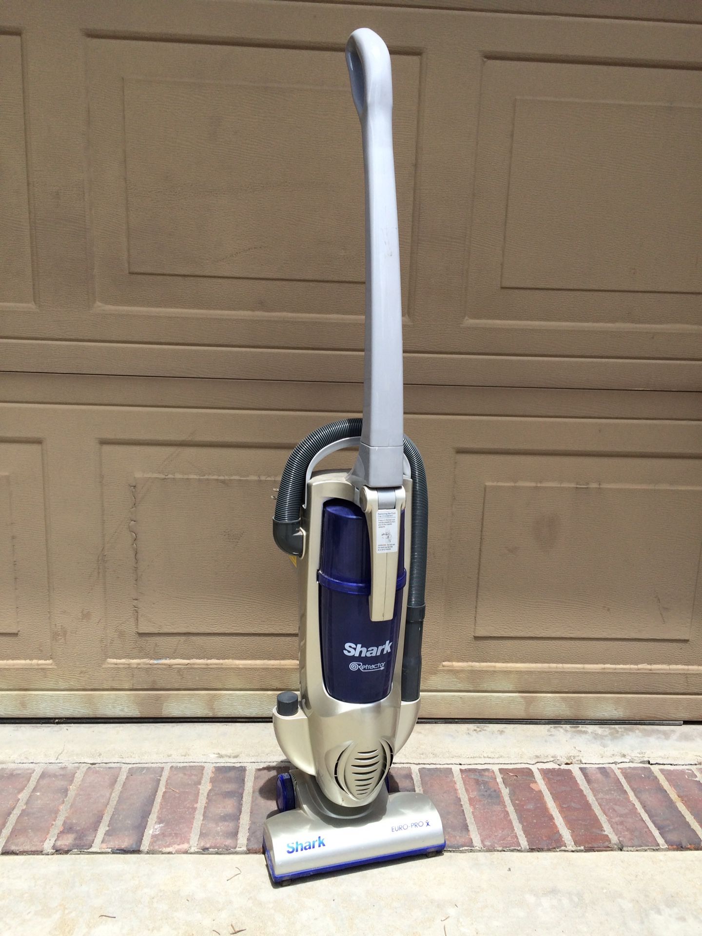 Shark Retractor Vacuum