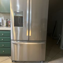 Whirlpool Refrigerator 