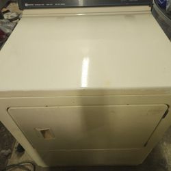 Maytag Dependable Care Super Capacity Electric Dryer