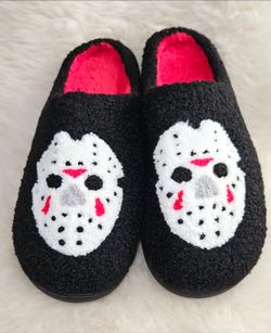 Halloween Friday the 13th Spooky Sherppa Slippers- Size 8.5/9 💀🩸✨️