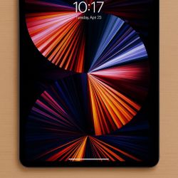 📱 iPad Pro 12.9” (4th Gen, 128GB, Wi-Fi, Cellular) – Excellent Condition