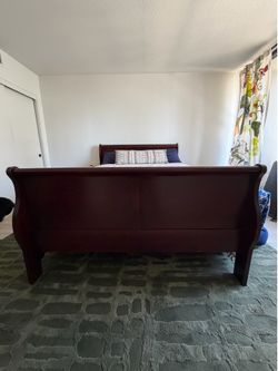 Queen sized bed frame