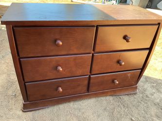 6 Drawer Dresser – Dark Cherry – Solid Wood Look  ( Read the description )  Heavy