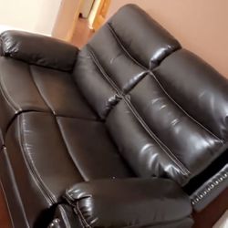 Leather Recliner Couch’s