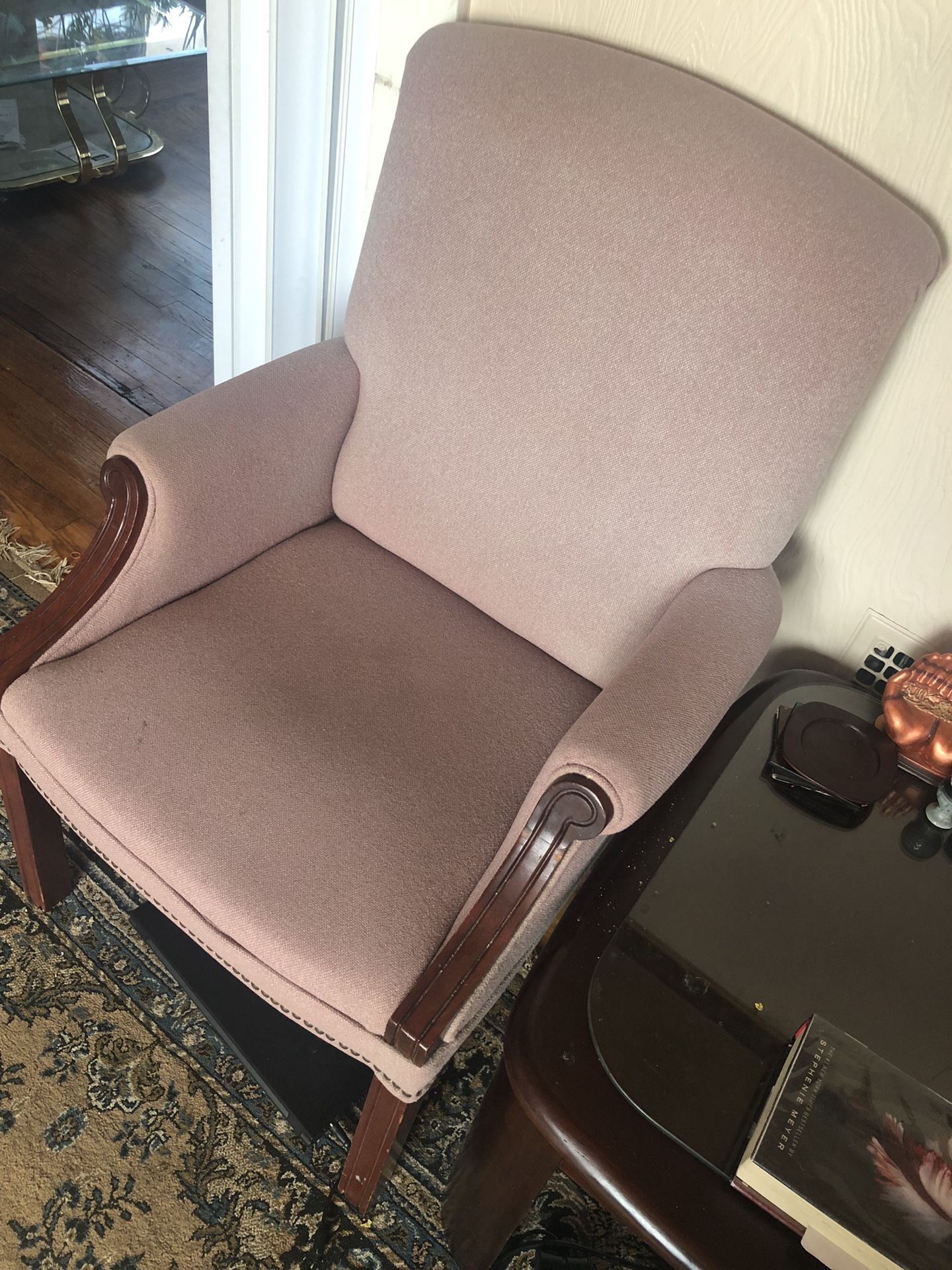 Wings chairs