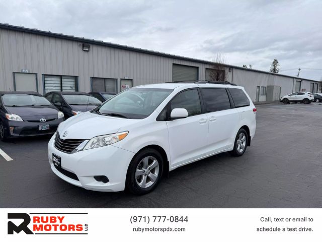 2011 Toyota Sienna