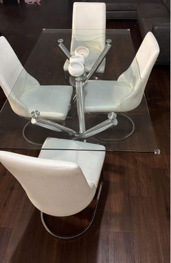 Modern Glass Dining Table with 4 White Chairs