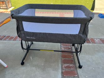 Mika Micky Baby Bassinet Bedside Sleeper