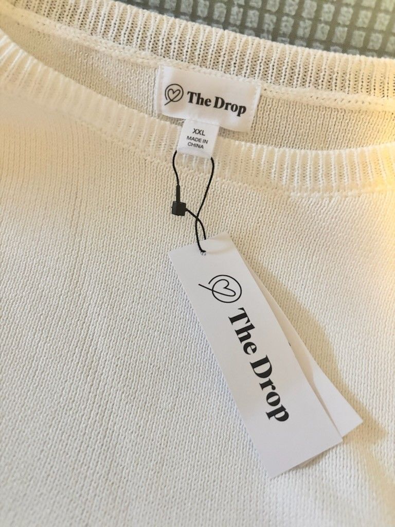 Sleeveless Light Weight Sweater