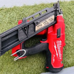 Milwaukee Framing Nail Gun 