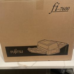 New-Open Box Fujitsu Fi-7600 Production Scanner 100 PPM 300 Page capacity