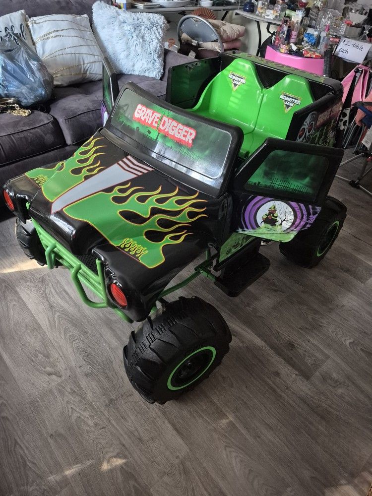Grave Digger -Monster Truck