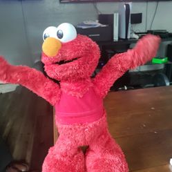Elmo. Toy. Kids 