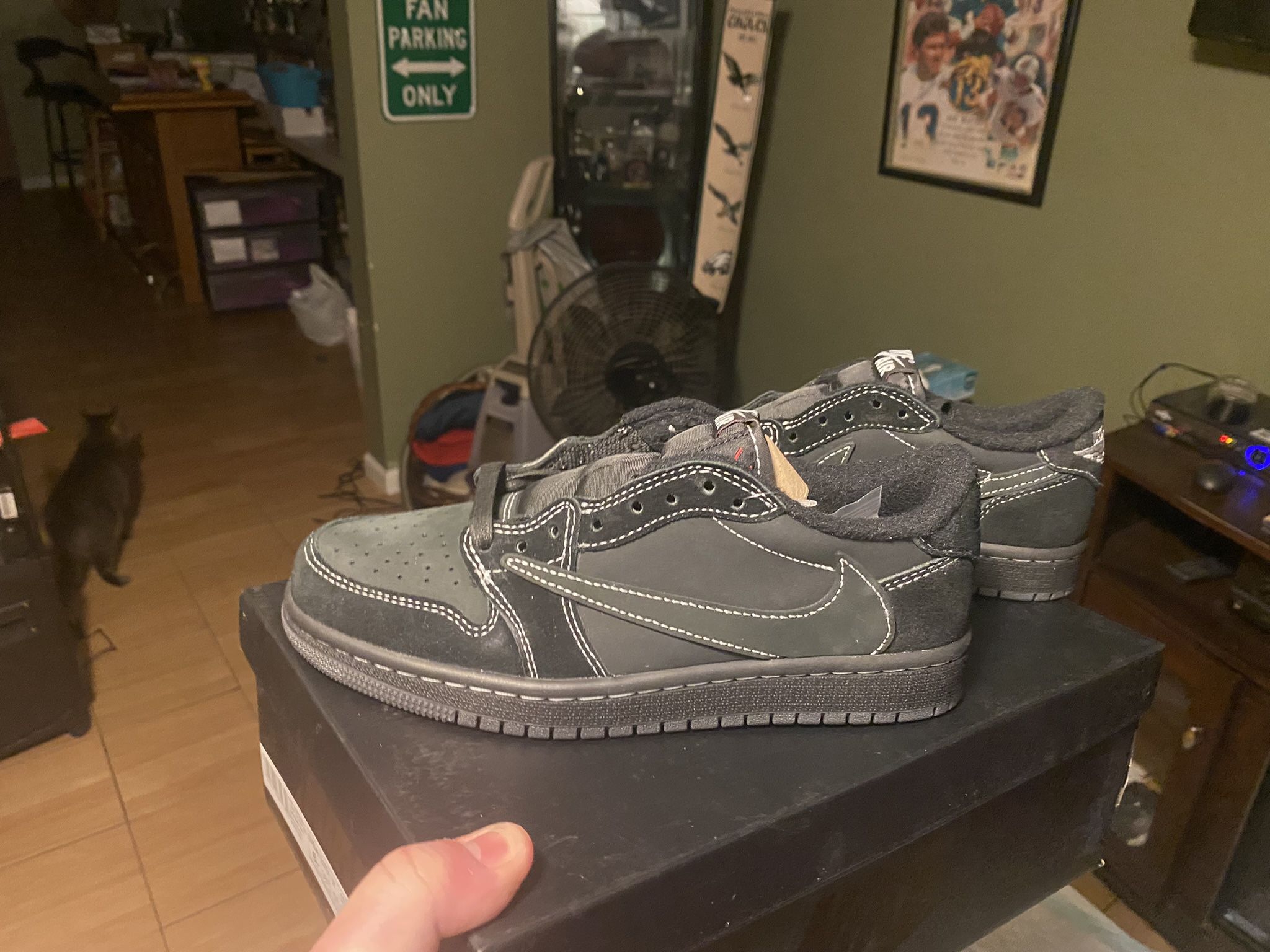 Travis Scott Phantoms Size 8 With Laces