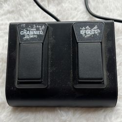 The item in the image is a Behringer FS112GMX 2-button footswitch