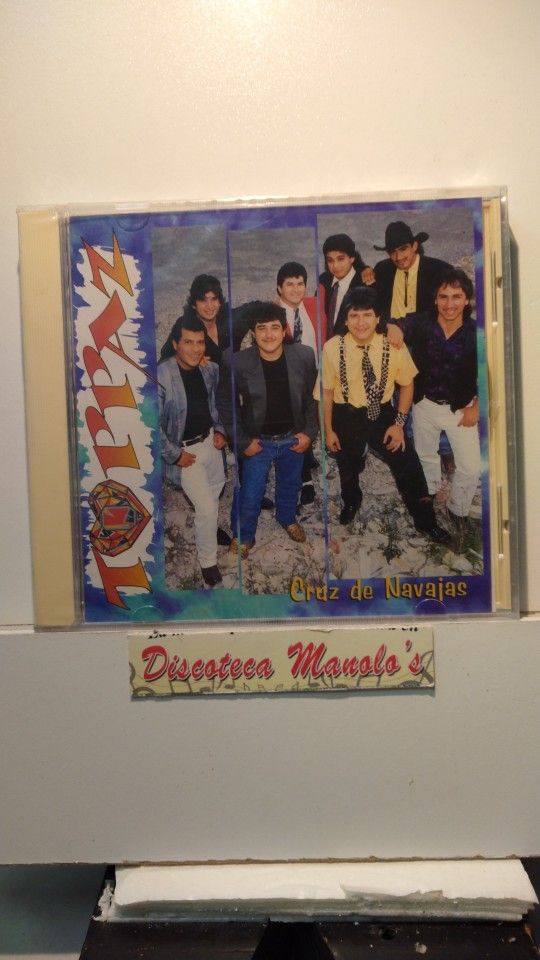 GRUPO TOPPAZ - CRUZ DE NAVAJAS