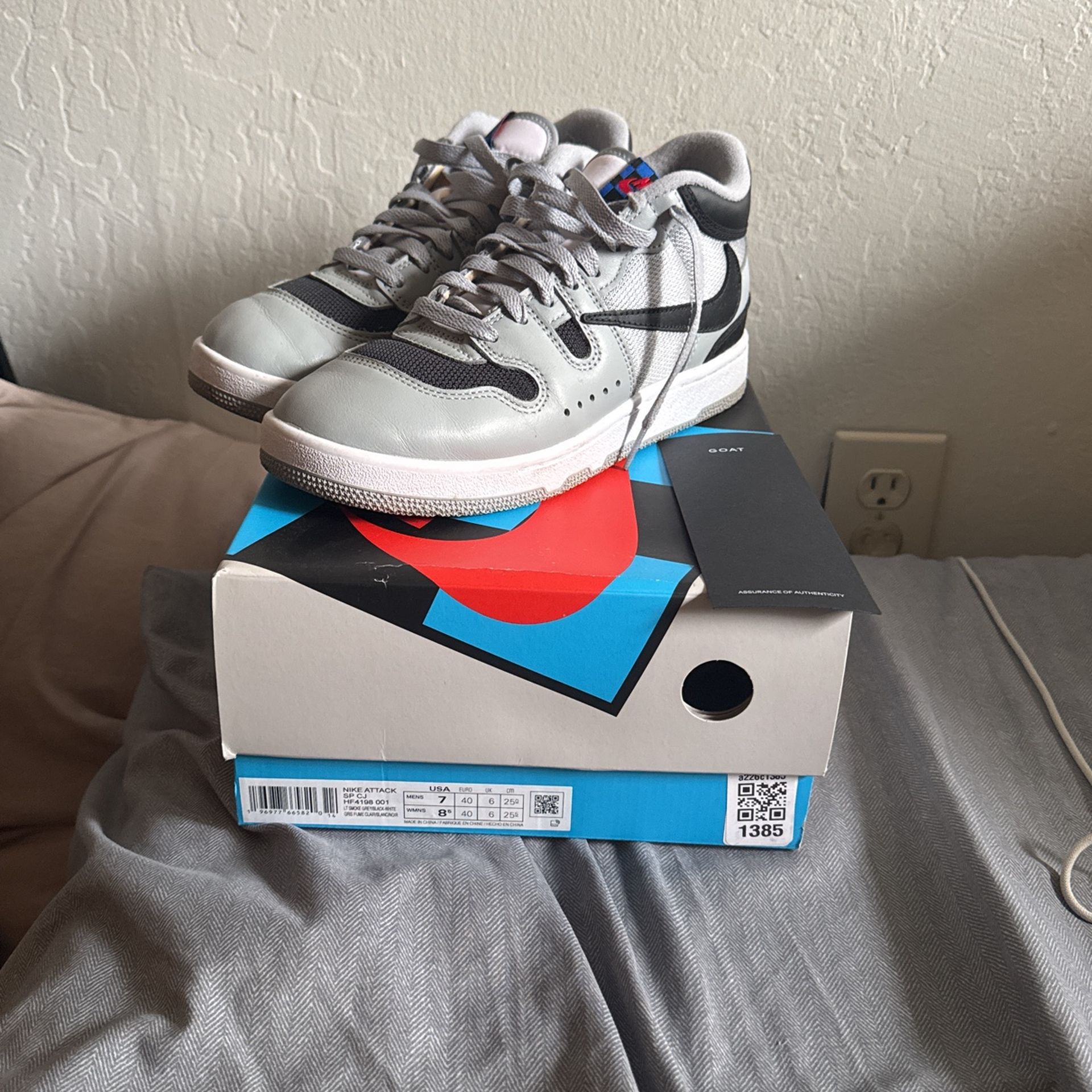 Nike Travis Scott Mac Attack 