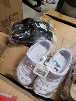 Brand New Shoes Different Colors And Size