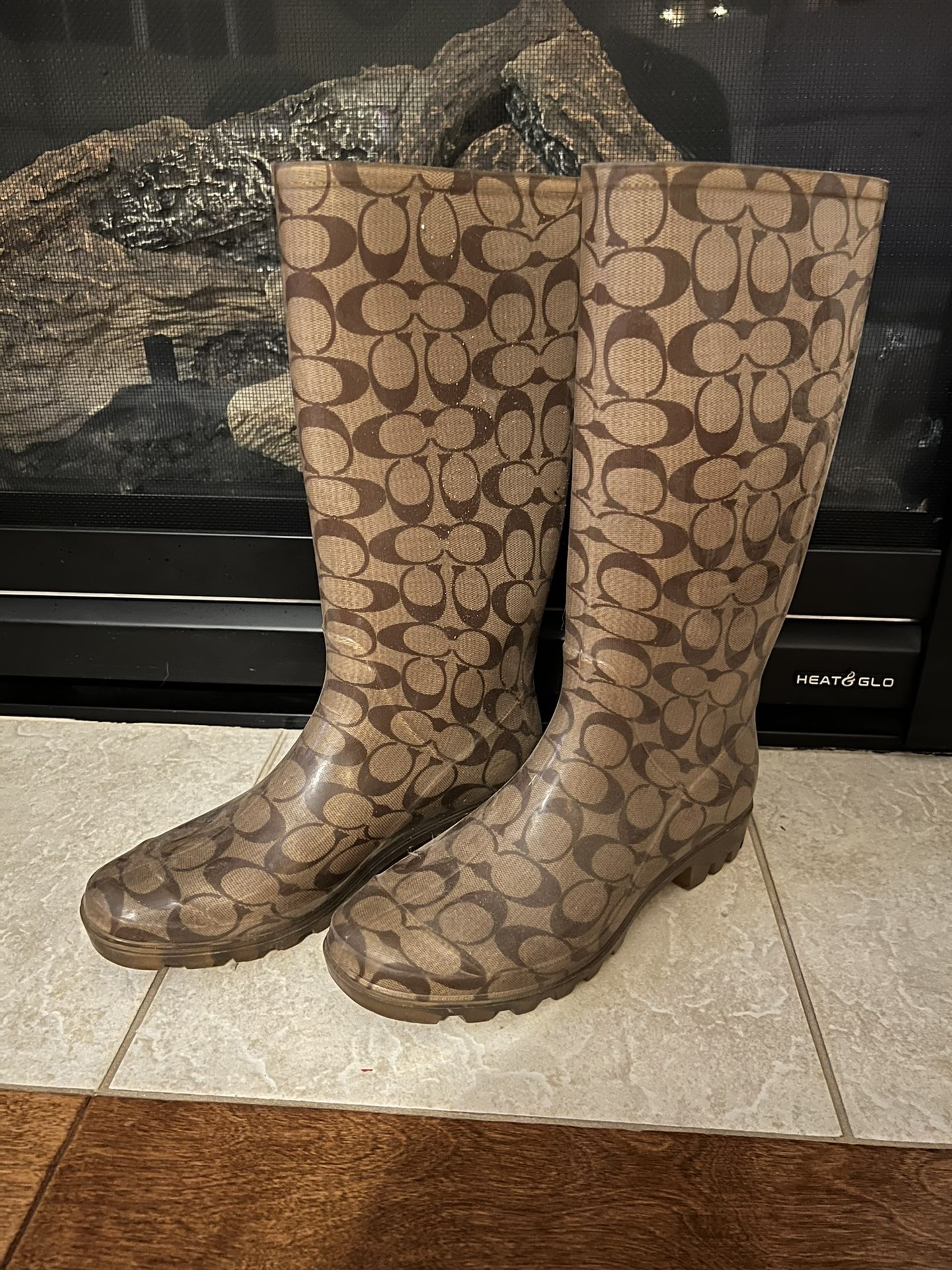 Coach Brand Women’s Rain Boots Size 8