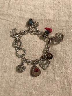 Charm bracelet