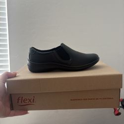 Flexi Black Shoes