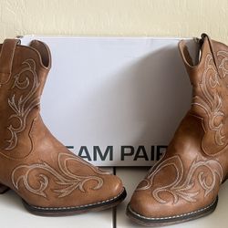 Ankle Woman’s Boots