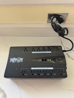 Tripp Lite UPS Battery Backup Surge Protector
