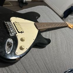 Guitar 