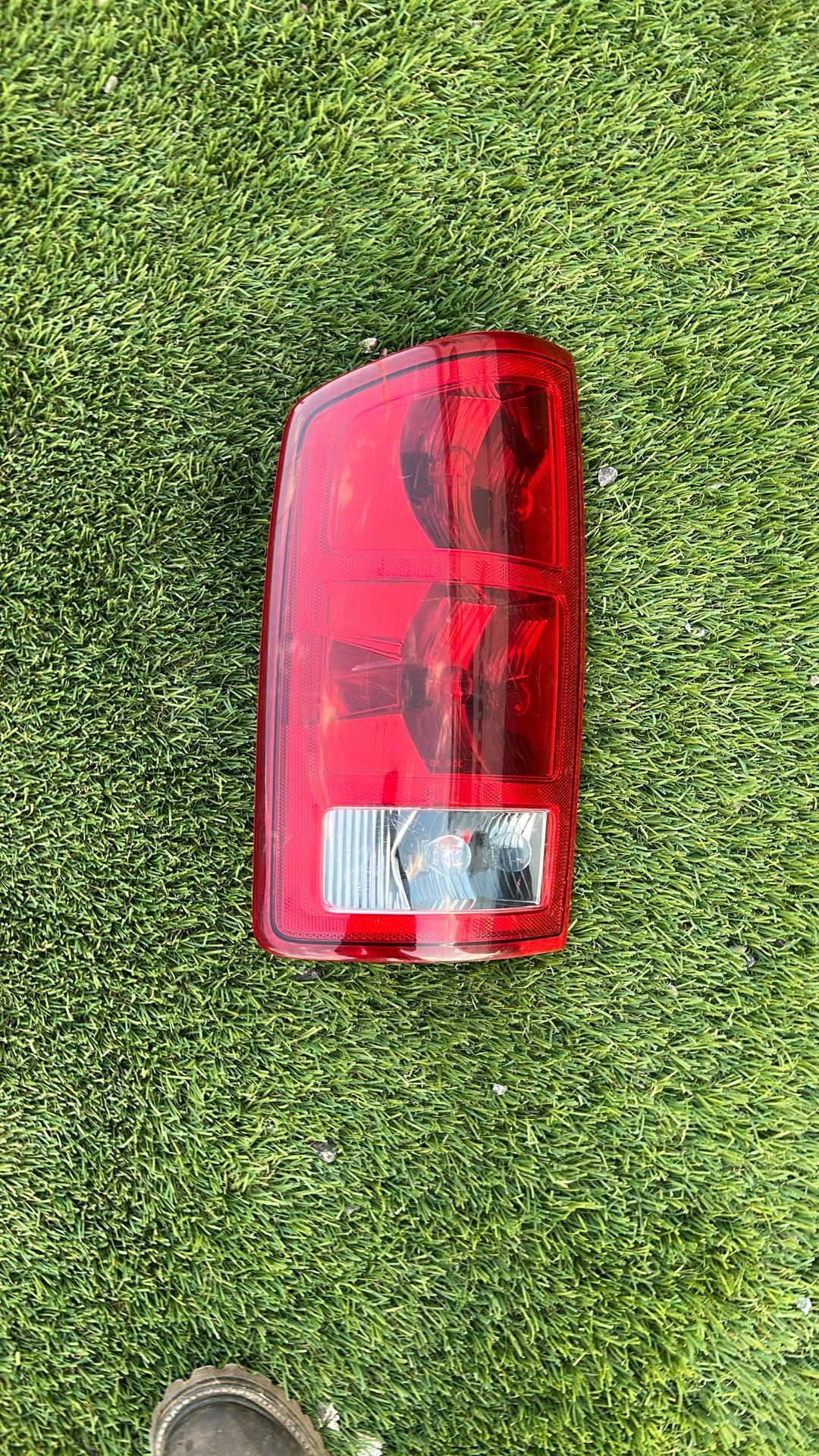 2002-2006 Dodge Ram Left Tail Light OEM
