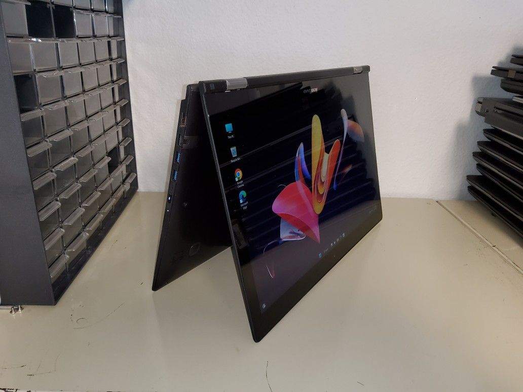 Lenovo Edge 2-1580 15.6" Touch i5-6200U 2.3GHz 8GB 256GB SSD Win11