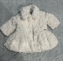 Calvin Klein Baby Faux Fur Coat White size 18  months