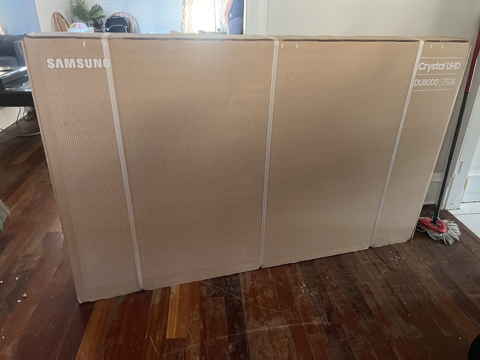 75 Samsung tv